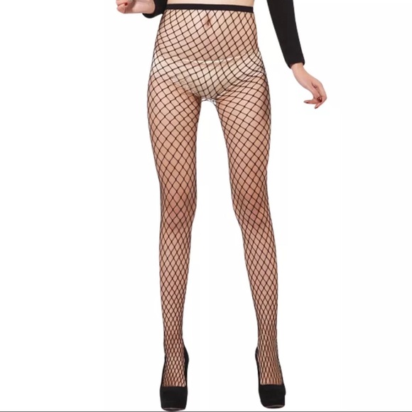 FISHNET STOCKINGS-BLACK- S OR M GAUGE HOLE SIZE-TIGHTS SHEER - Picture 6 of 7